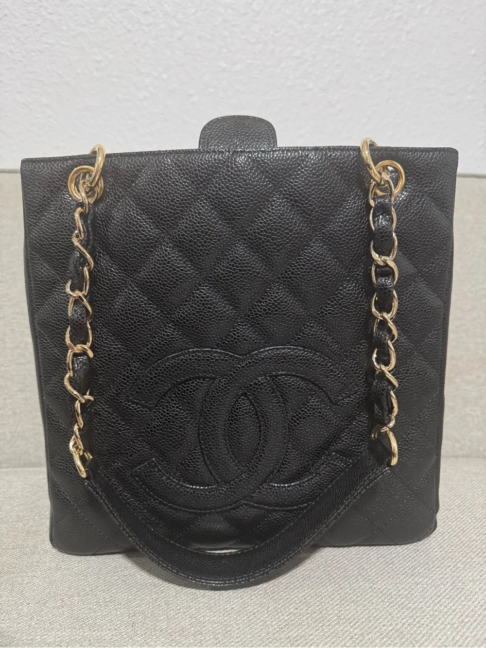 CHANEL 100% authentic
